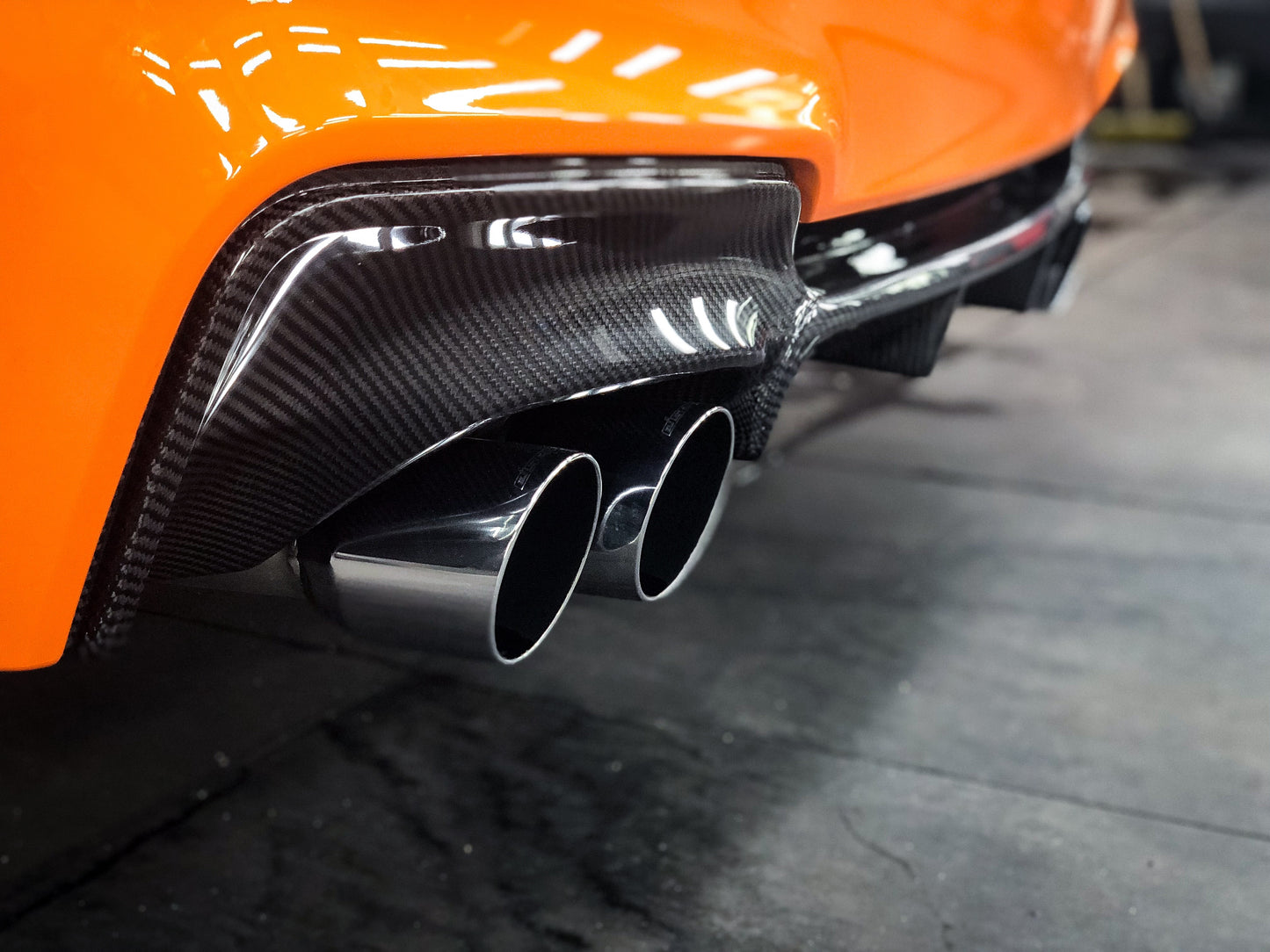 Bmw 1M Rtuned Rear Diffuser Rtuned Carbon On Car Close Up