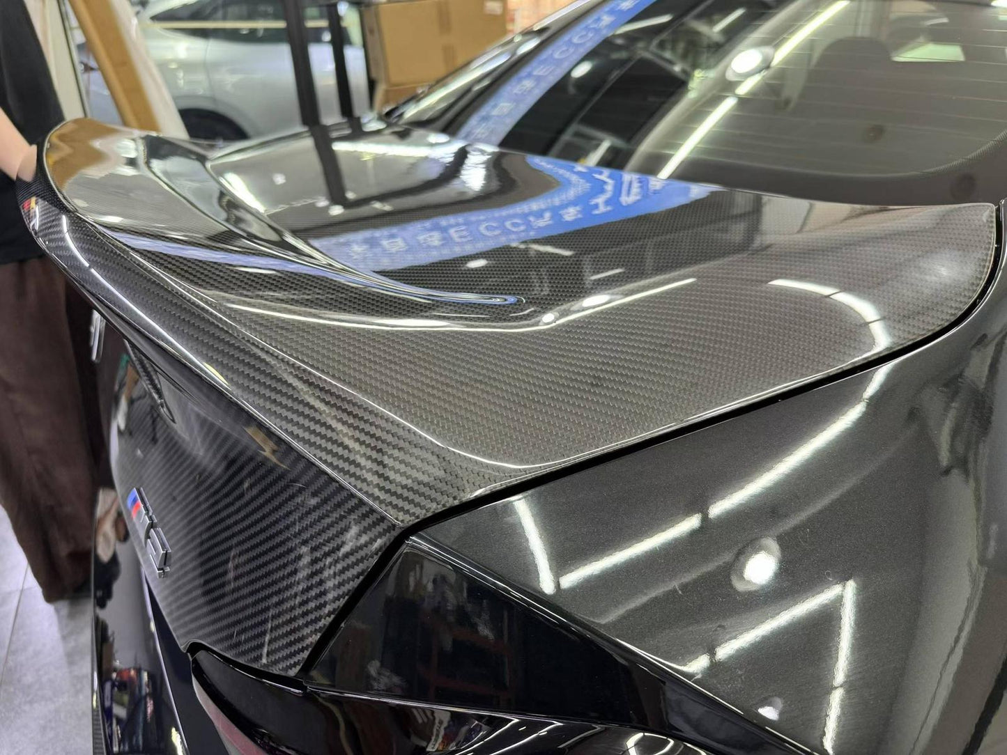 Bmw M2G87 Rear Trunk V Style Dry Carbon Rtuned Carbon