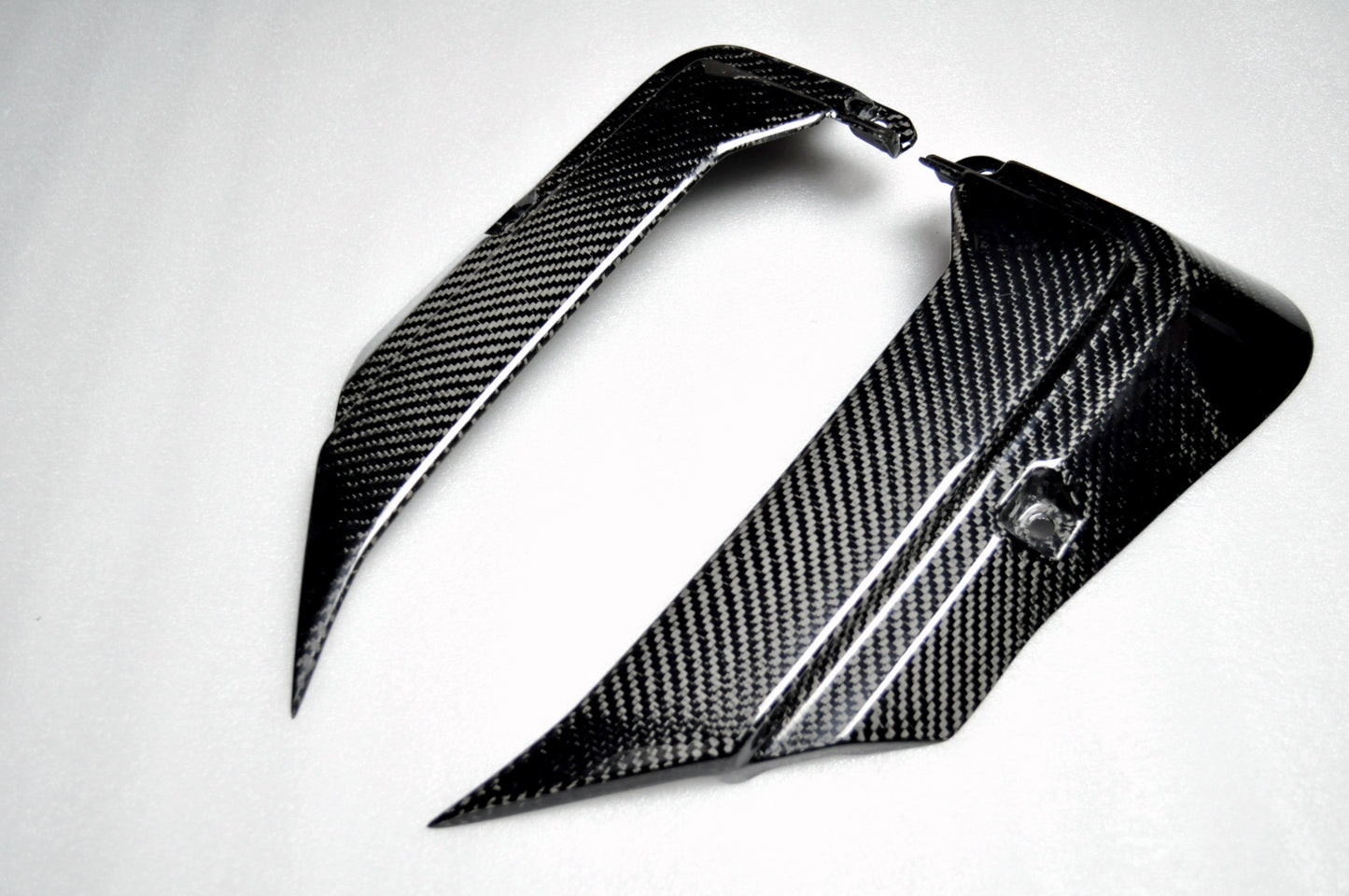 Lamborghini-Aventador Front Hood Vents (OEM Style)