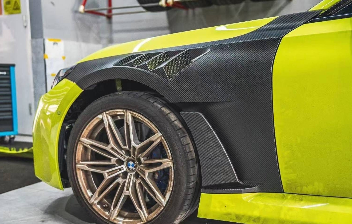 Bmw M2G87 Front Fenders Alpha Style Dry Carbon Rtuned Carbon On Car